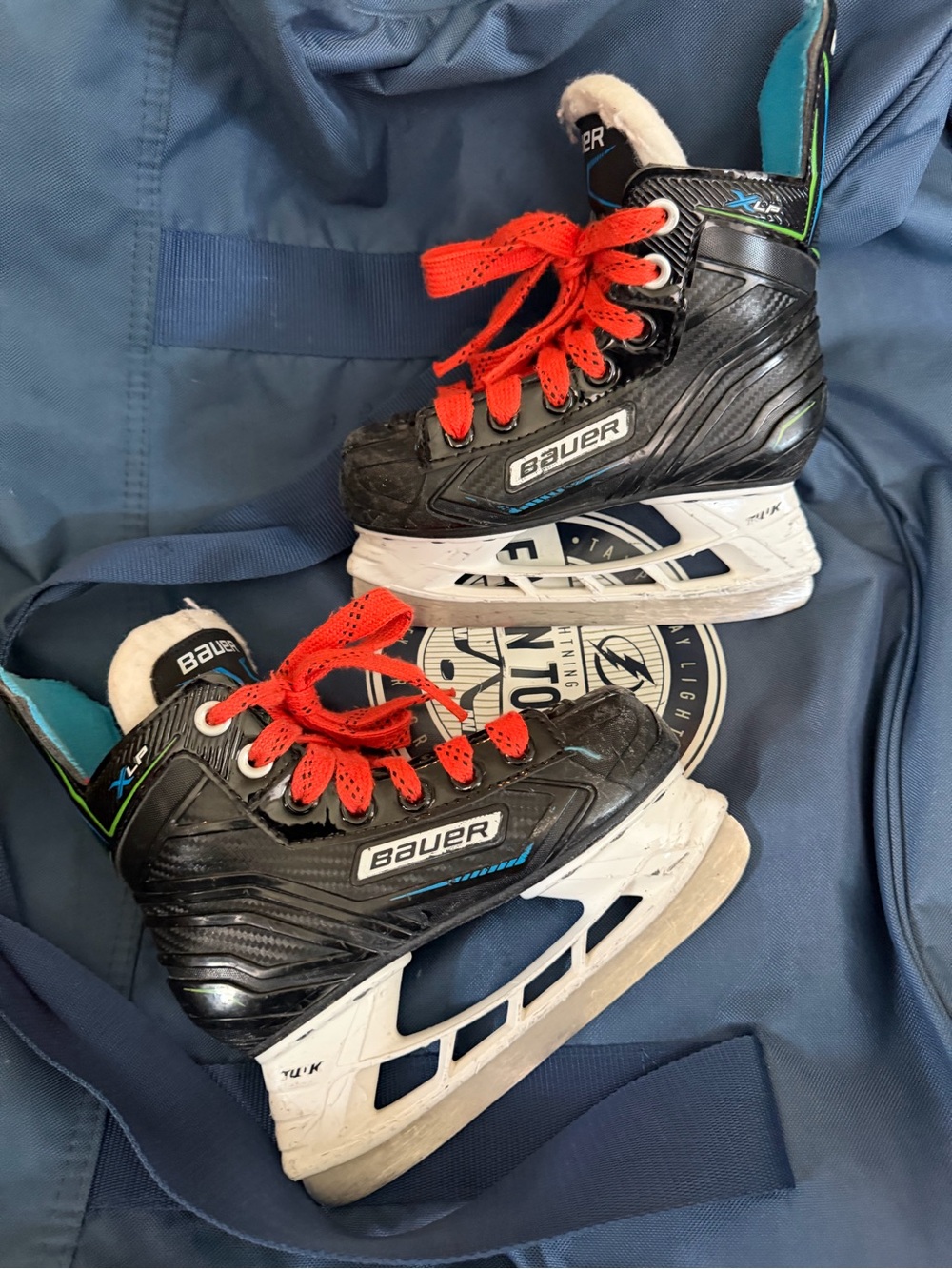 Bauer Kids Black Hockey Skates XLP with Red/orange Laces